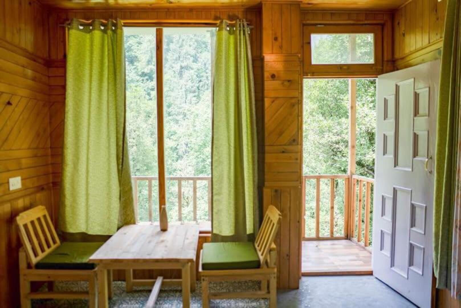 Jibhi best hostels is Ailyak Cafe & Stays